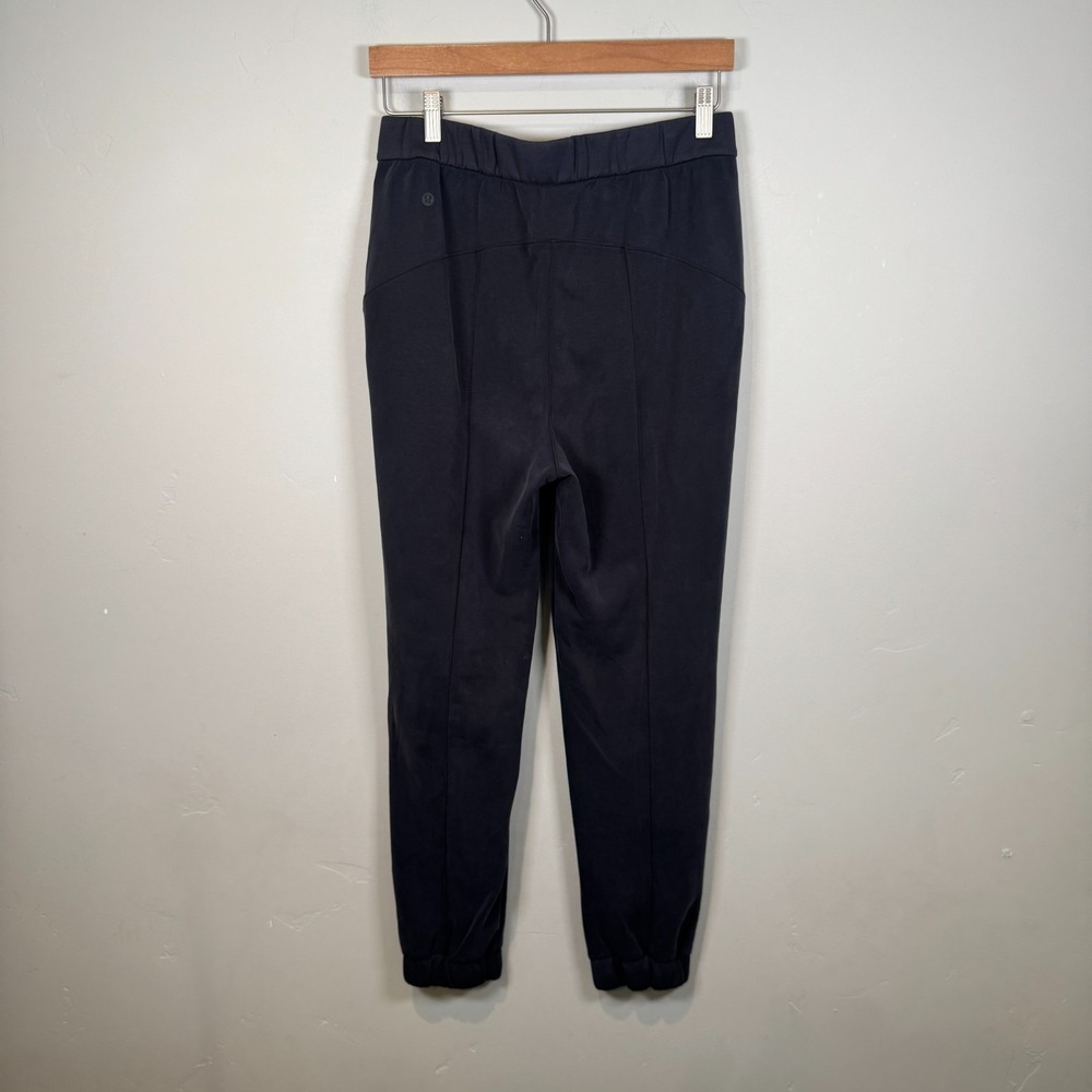 Lululemon Softstreme Relaxed High-Rise Pant‎ Joggers Black W5DP7S Womens Size 8 - Picture 2 of 10